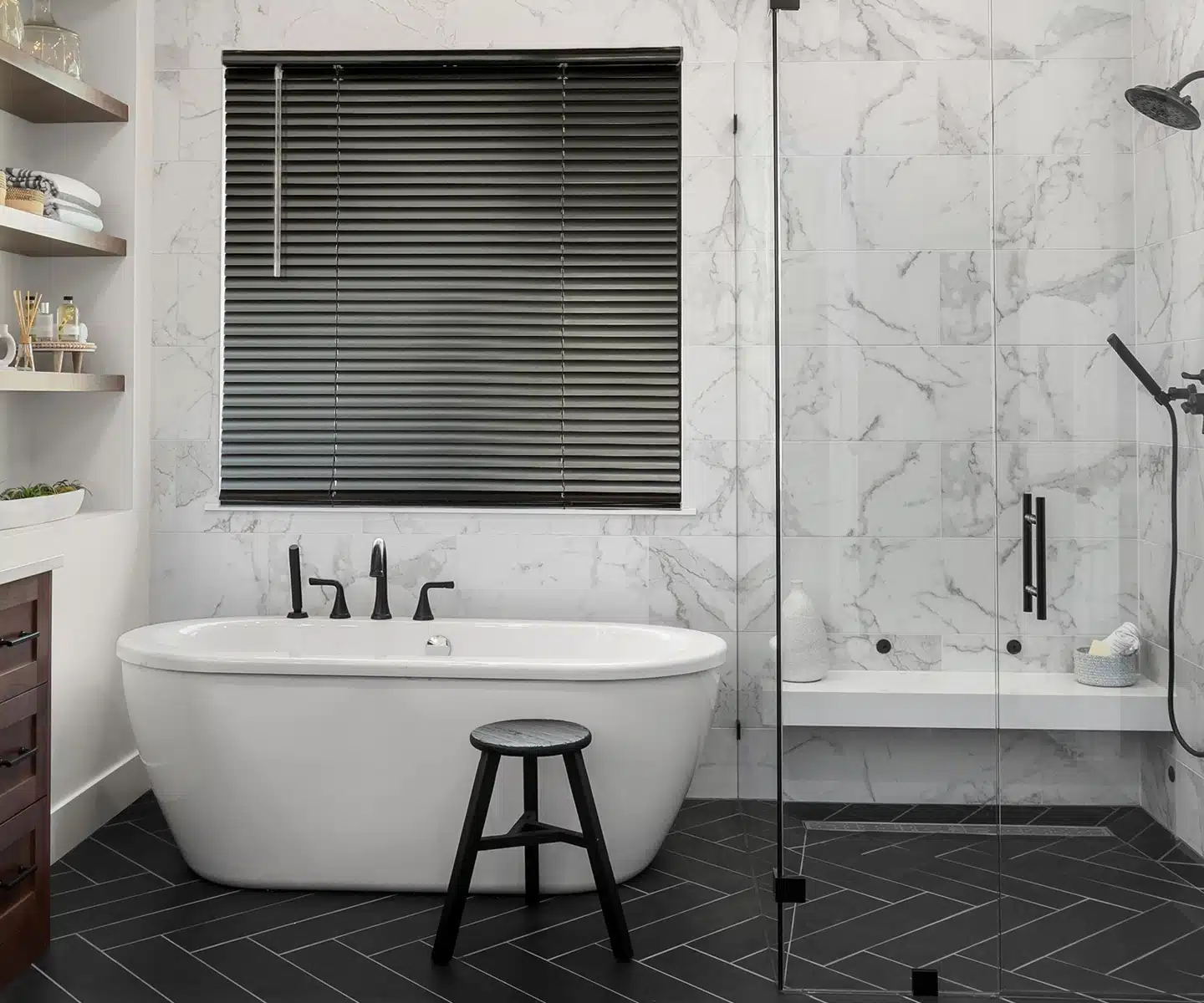 Aluminum blinds